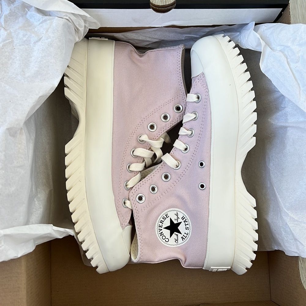 Converse Chuck Taylor All Star Lugged 2.0 Sneakers In Light Rose - Picture 5 of 5